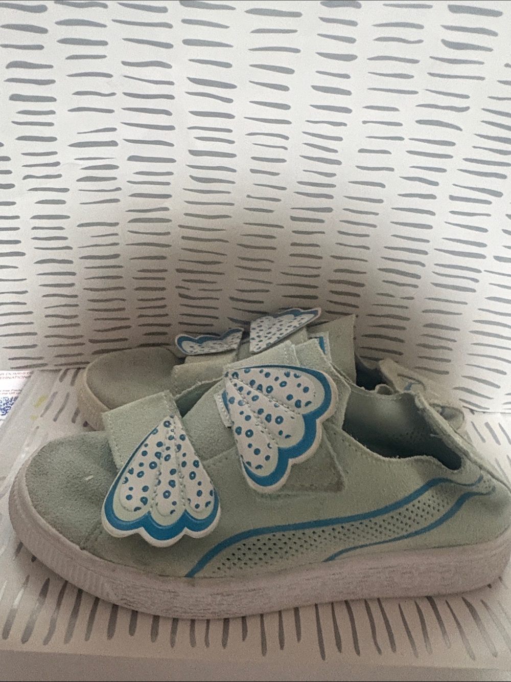 Puma Kids Butterfly in Light Green Sz 1.5C